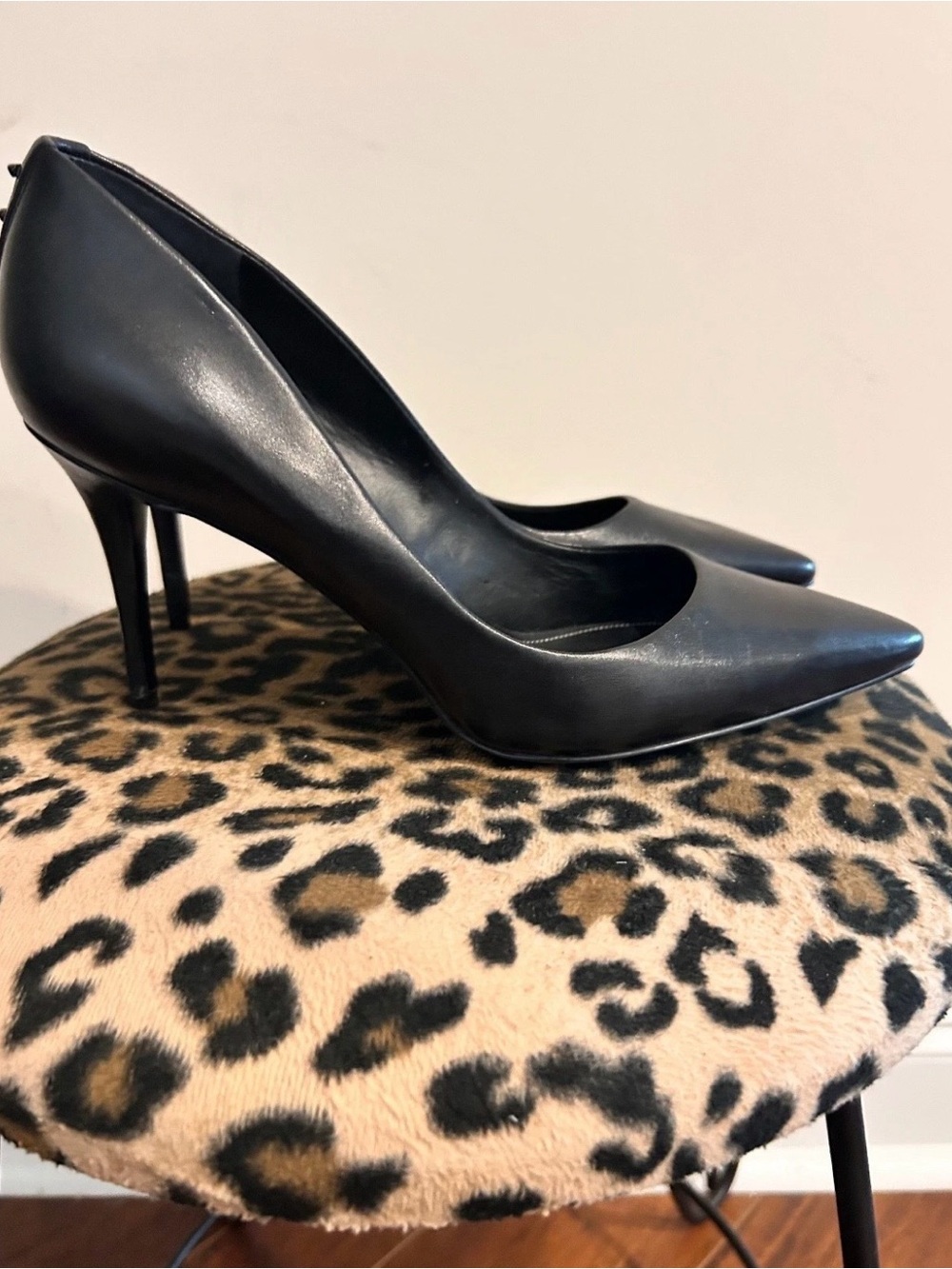 Kendall + Kylie Black Leather Studded Heel Stiletto Pumps Size 9 New without box